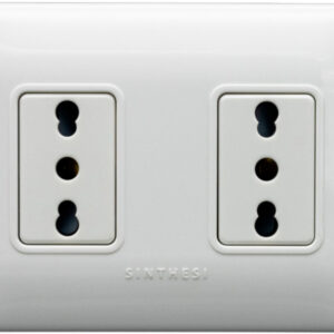 Placa tomacorriente duplex 10/16A 250V~ 2P+T armado